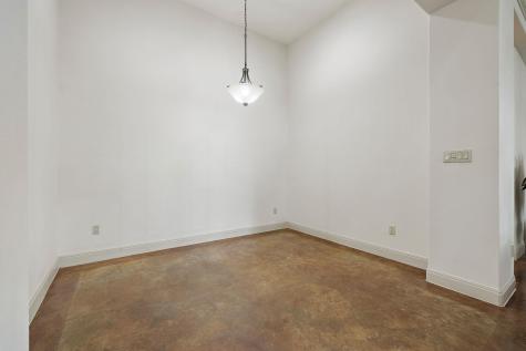 5319 Bull Run Austin TX 78727