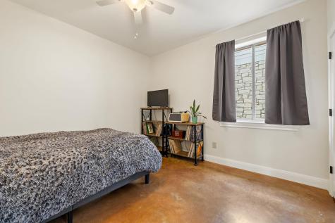 5319 Bull Run Austin TX 78727