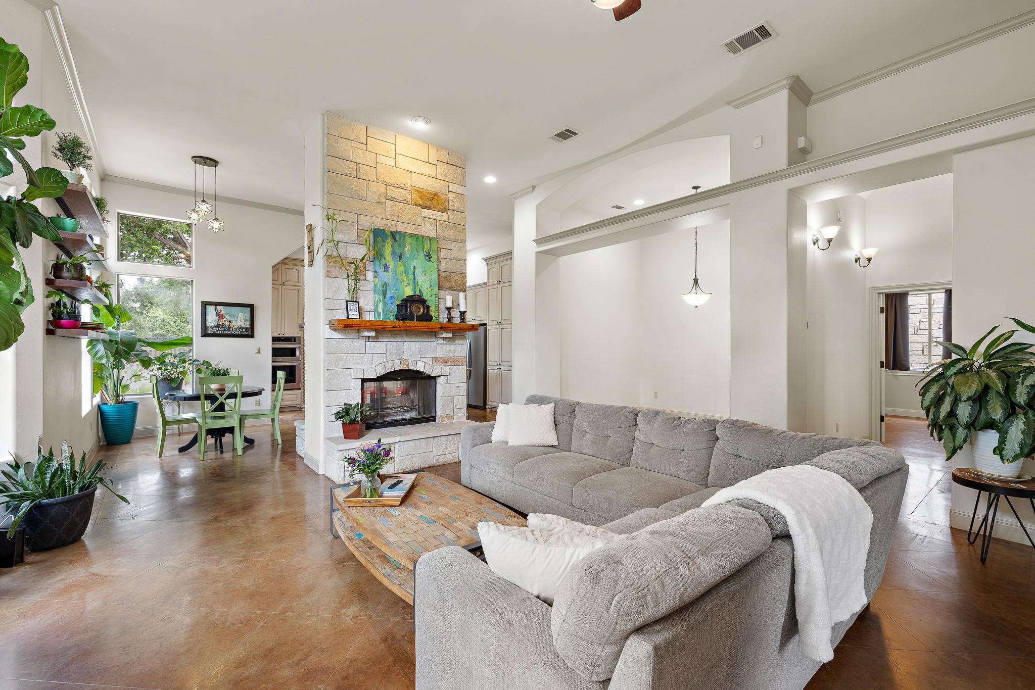 5319 Bull Run Austin TX 78727