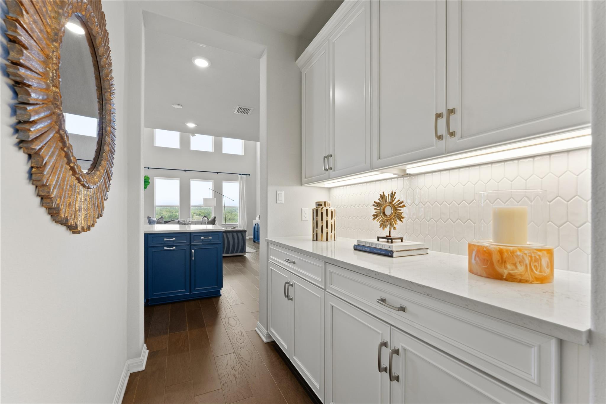 1825 Hazy Hills Loop Dripping Springs TX 78620