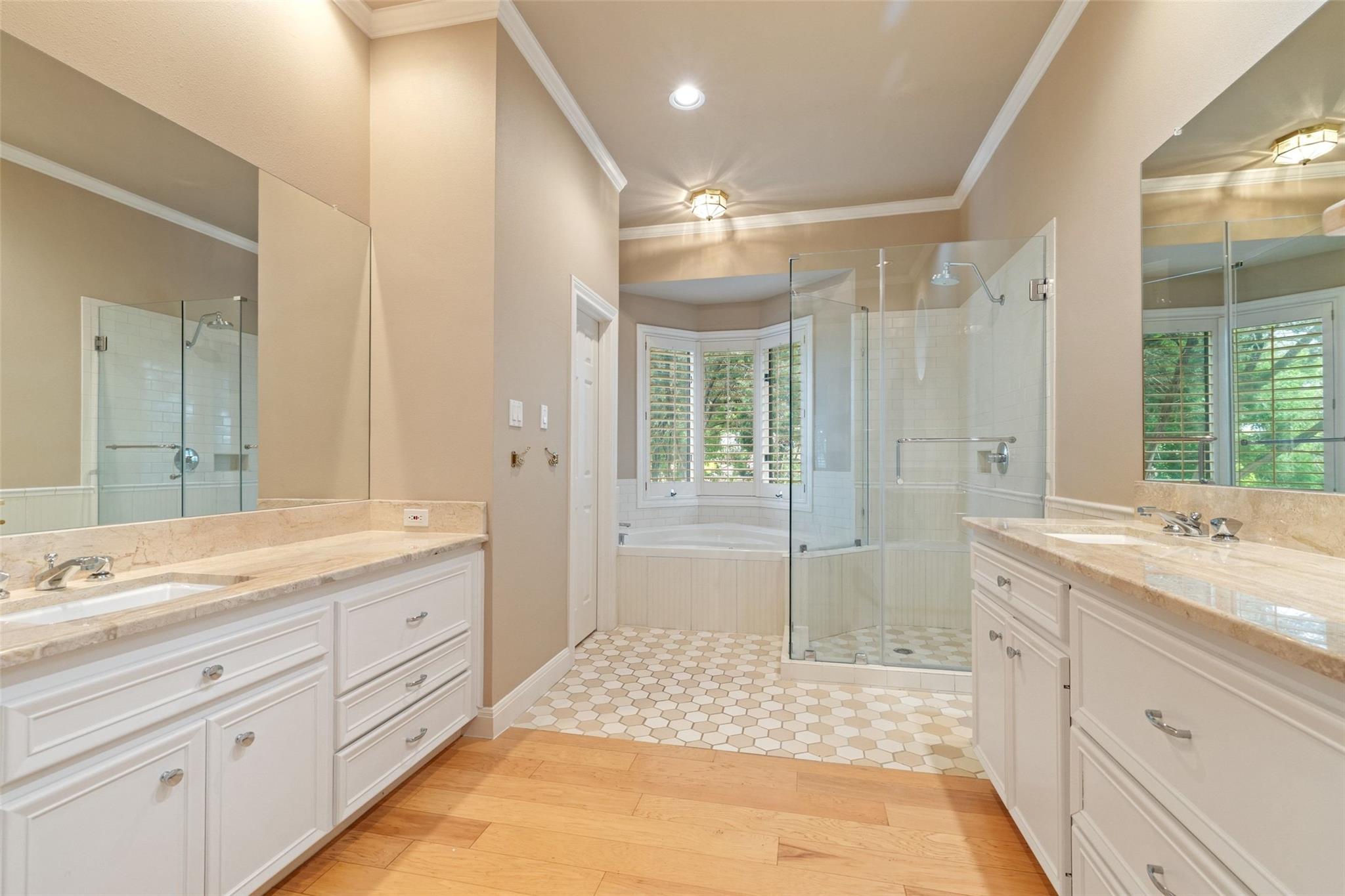 3 Crabapple Court The Hills TX 78738