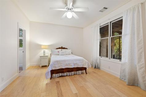3 Crabapple Court The Hills TX 78738
