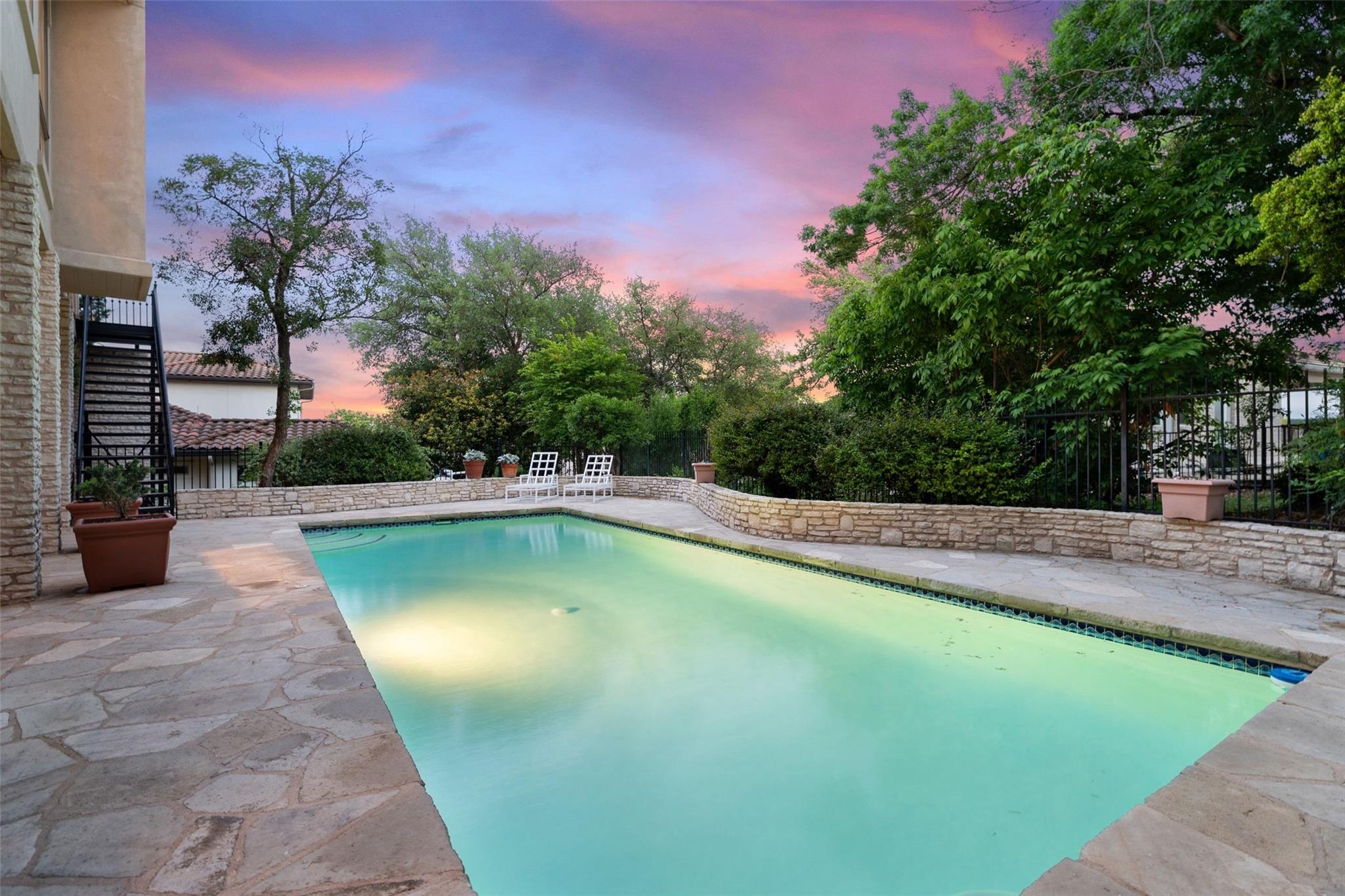 3 Crabapple Court The Hills TX 78738