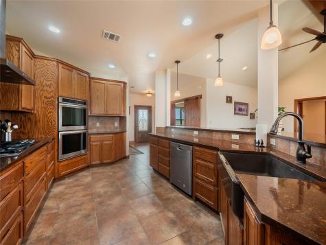 851 & 877 County Road 455 Coupland TX 78615