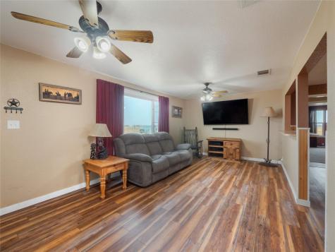 851 & 877 County Road 455 Coupland TX 78615