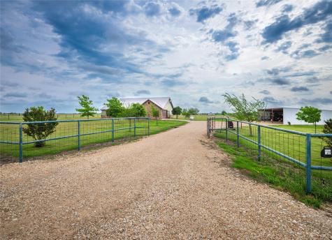851 & 877 County Road 455 Coupland TX 78615
