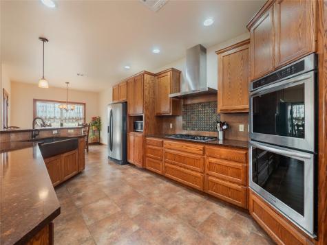 851 & 877 County Road 455 Coupland TX 78615