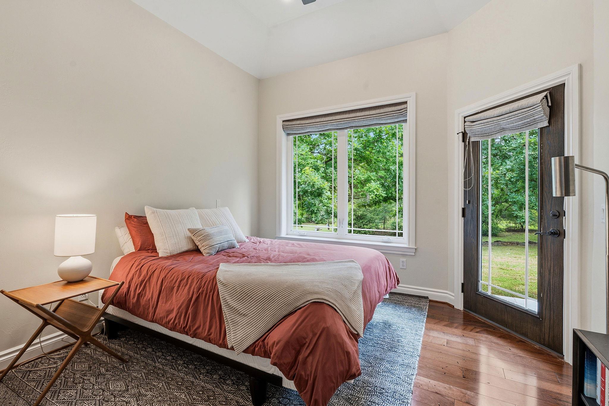 8121 Bluff Trail Austin TX 78737