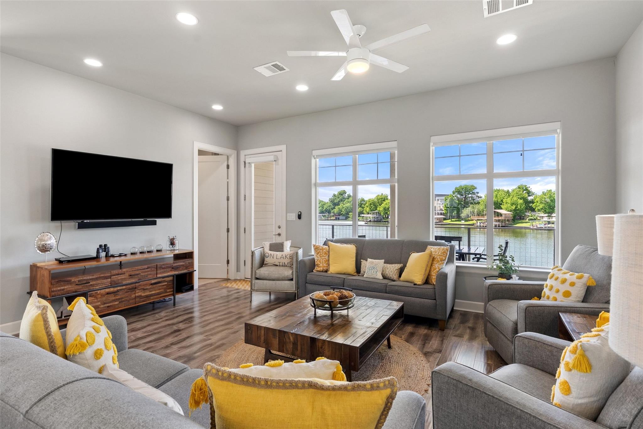 412 Island Circle Kingsland TX 78639