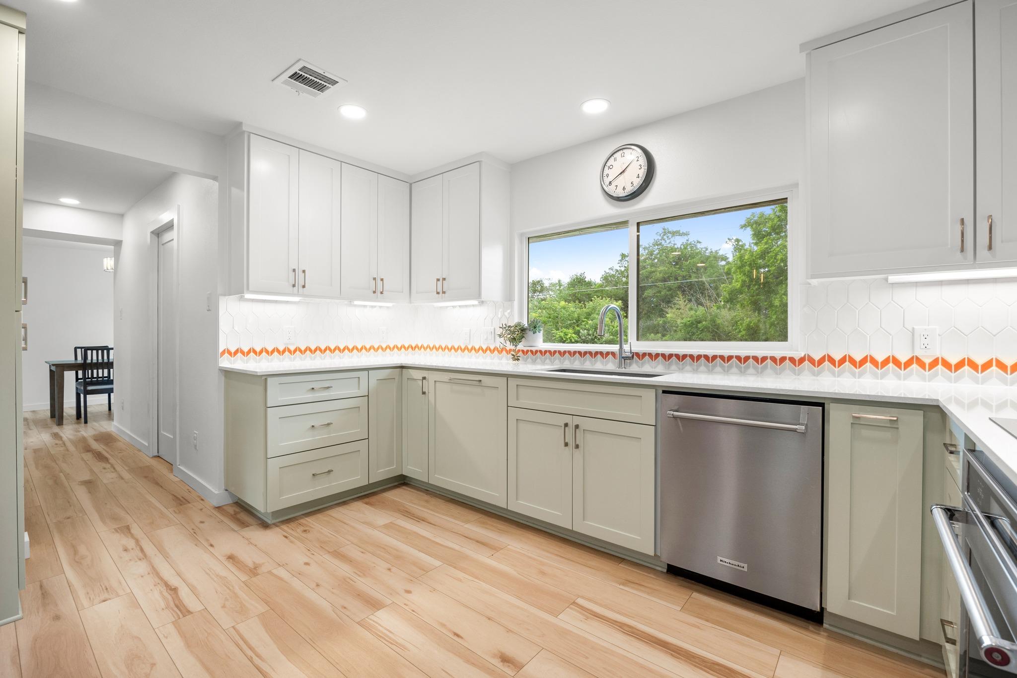 12422 Deer Track Austin TX 78727