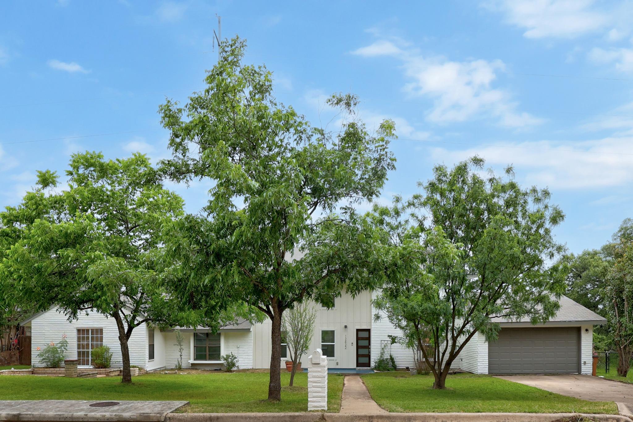12422 Deer Track Austin TX 78727