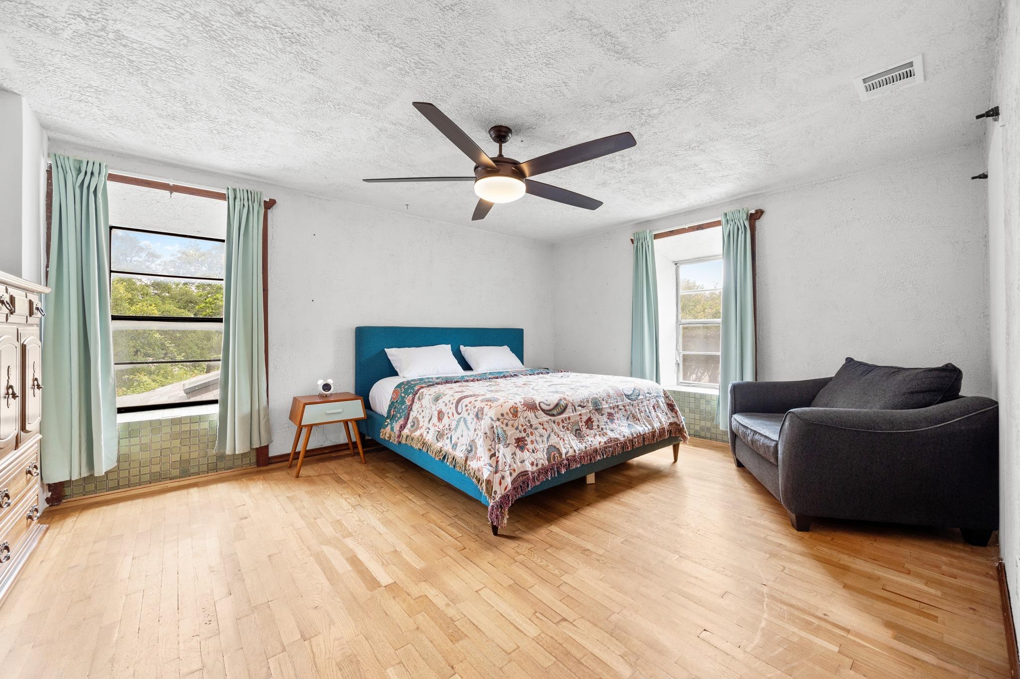 12422 Deer Track Austin TX 78727