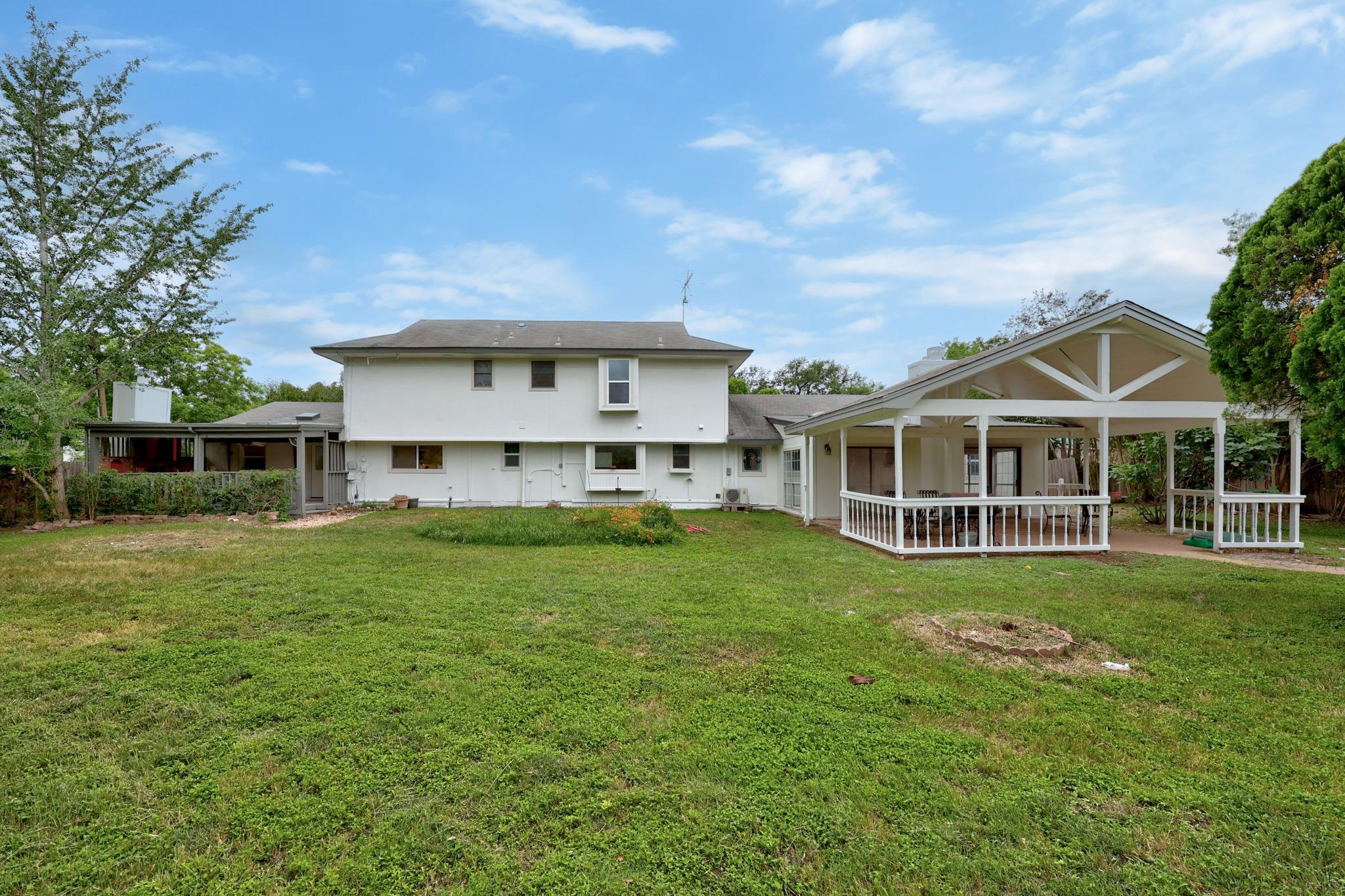 12422 Deer Track Austin TX 78727
