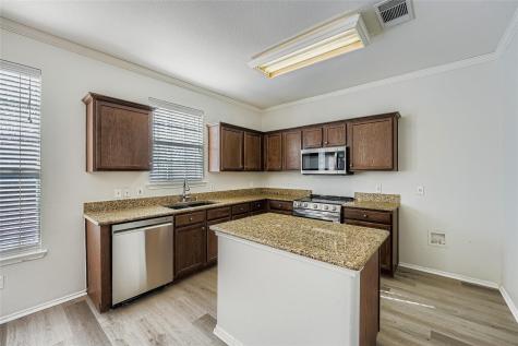 104 Mossy Rock Cove Hutto TX 78634