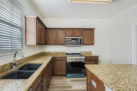 104 Mossy Rock Cove Hutto TX 78634