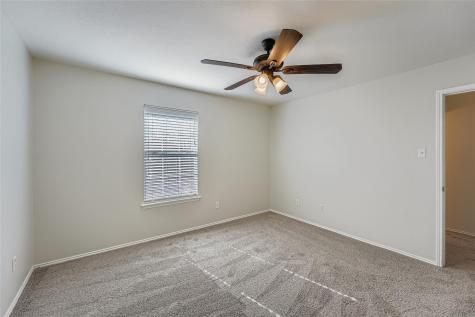 104 Mossy Rock Cove Hutto TX 78634