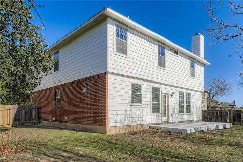 104 Mossy Rock Cove Hutto TX 78634