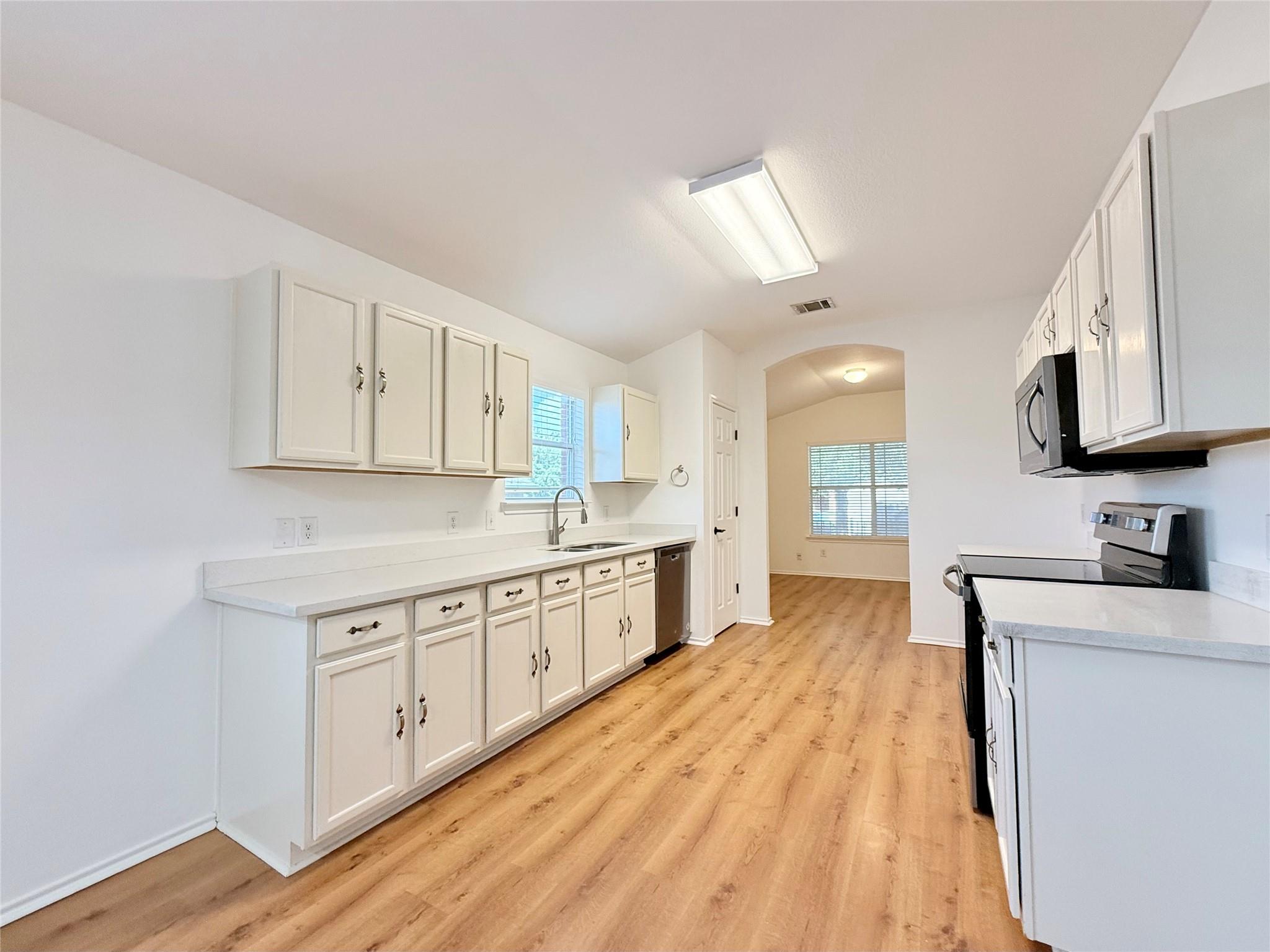 105 Carol Avenue Leander TX 78641