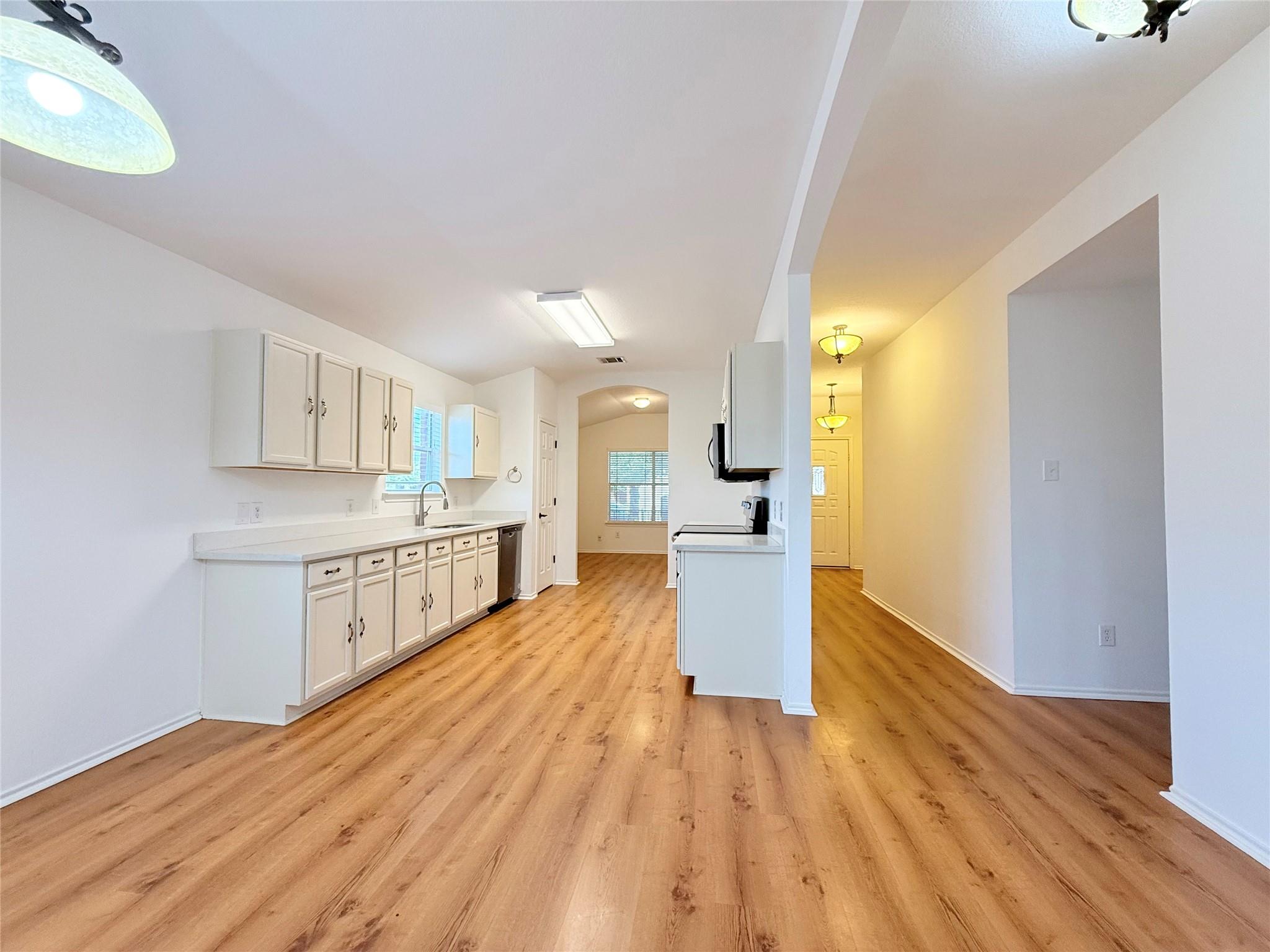 105 Carol Avenue Leander TX 78641