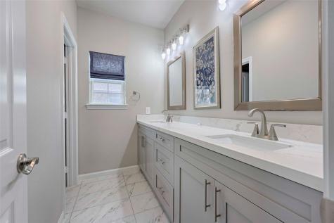 111 Fosters Branch Drive Schulenburg TX 78956