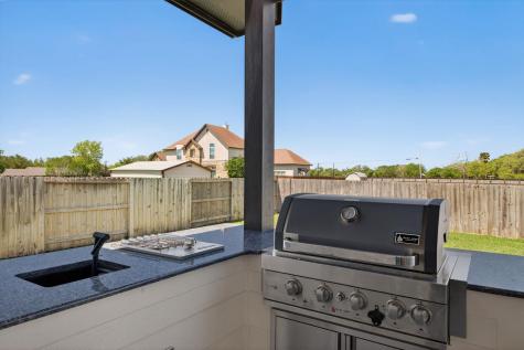111 Fosters Branch Drive Schulenburg TX 78956