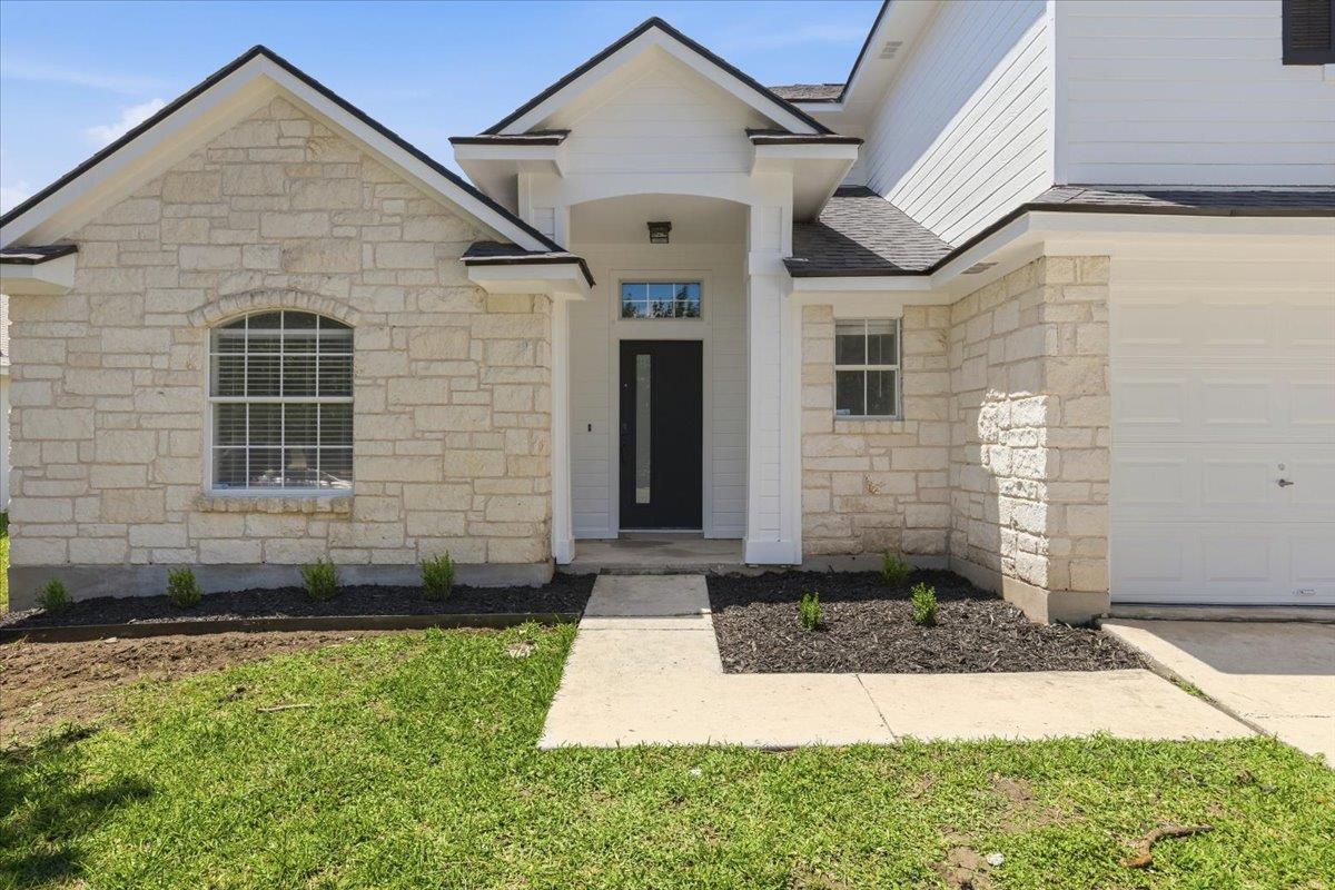 824 Brandi Circle Kyle TX 78640