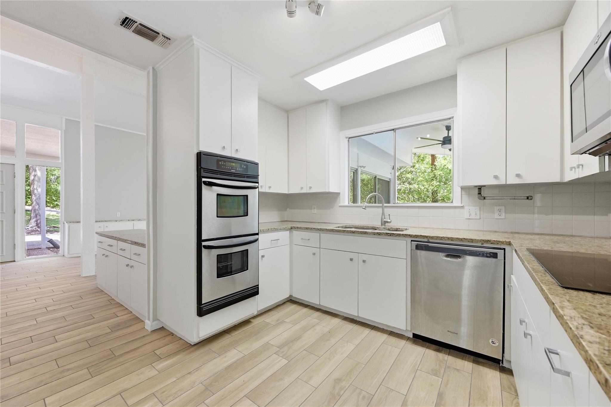 7 Hull Circle Drive Austin TX 78746