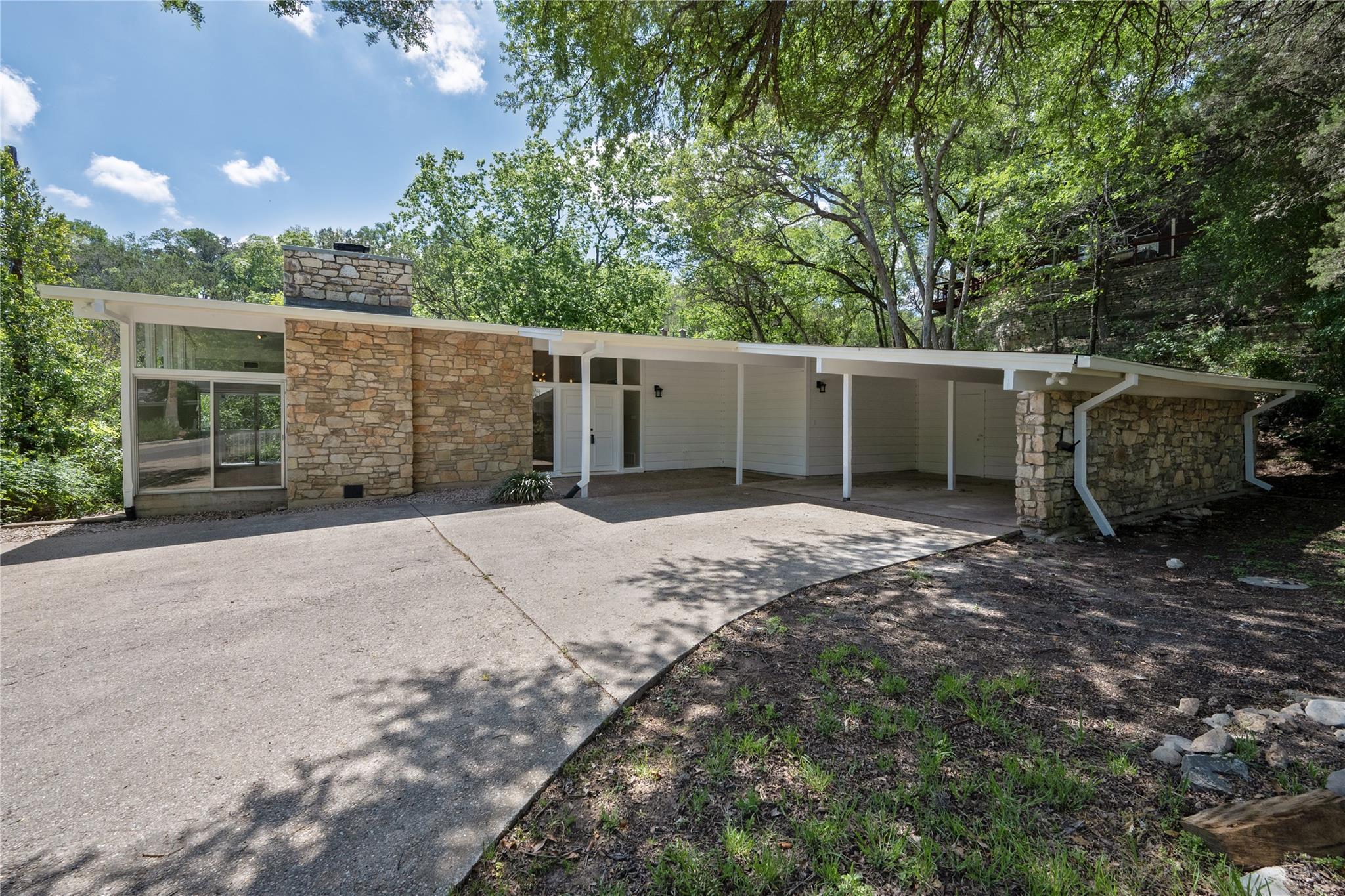 7 Hull Circle Drive Austin TX 78746