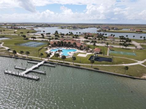 591 E Burgundy Street Port O'connor TX 77982