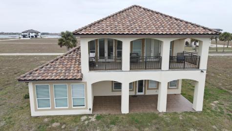 591 E Burgundy Street Port O'connor TX 77982