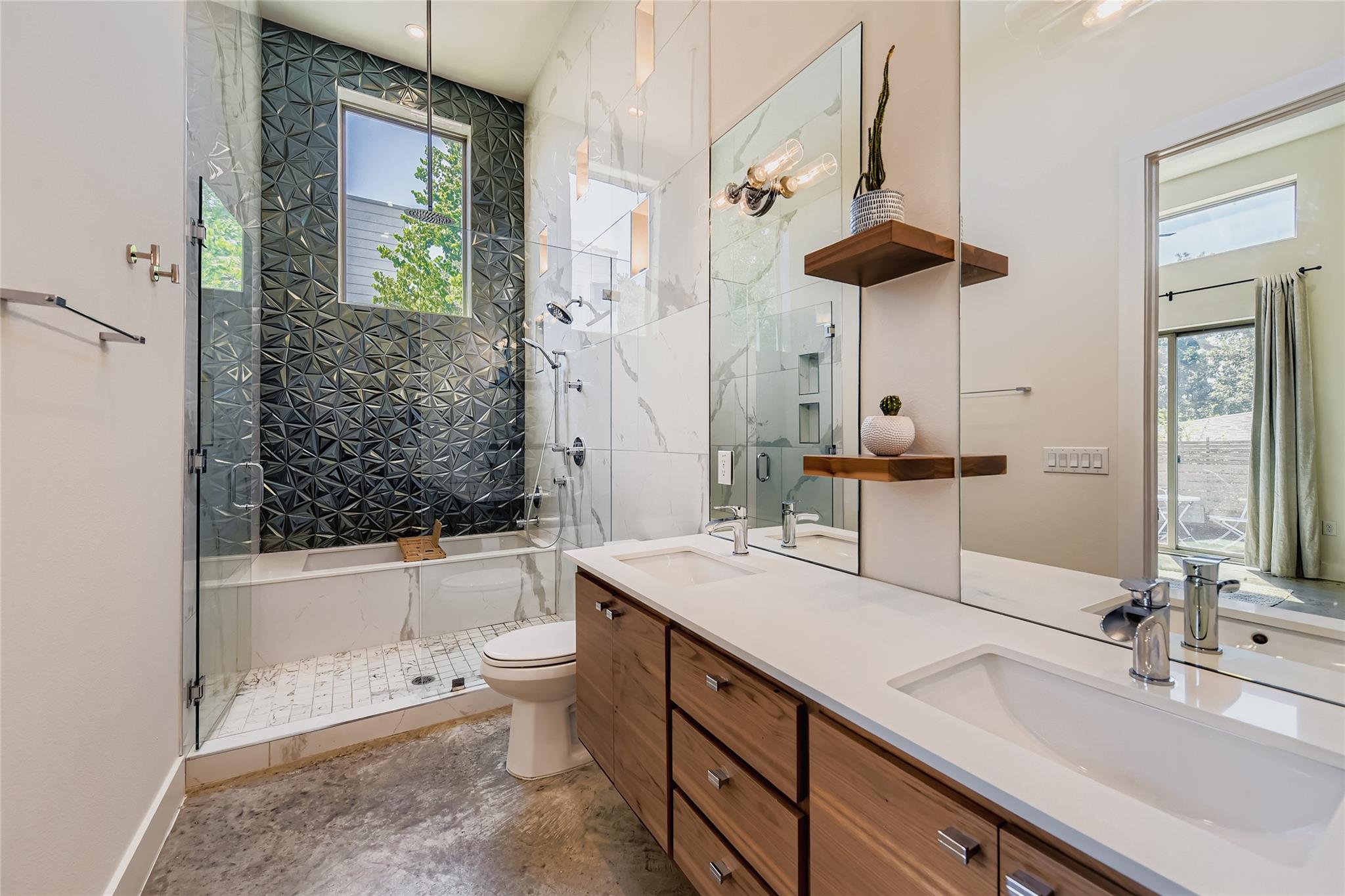 1604 Greenwood Avenue Austin TX 78721