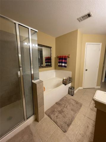 411 Estate Drive Hutto TX 78634