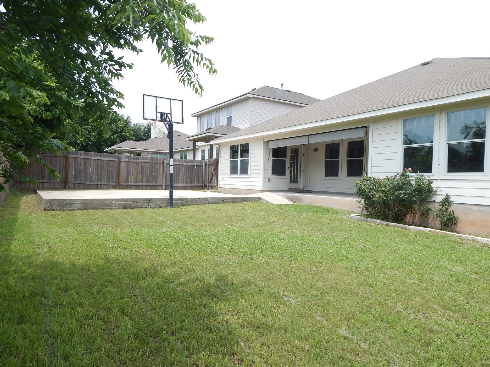 1536 Clary Sage Loop Round Rock TX 78665