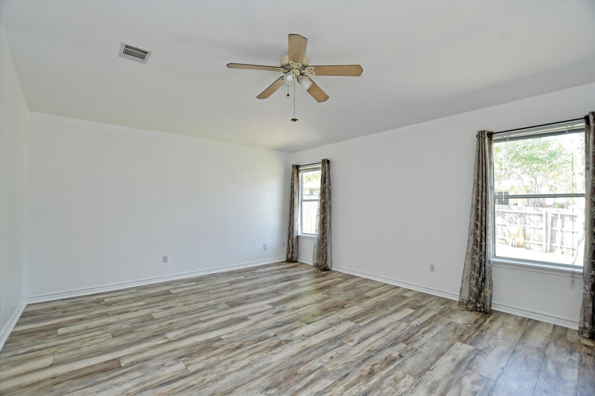 2305 Vernell Way Round Rock TX 78664