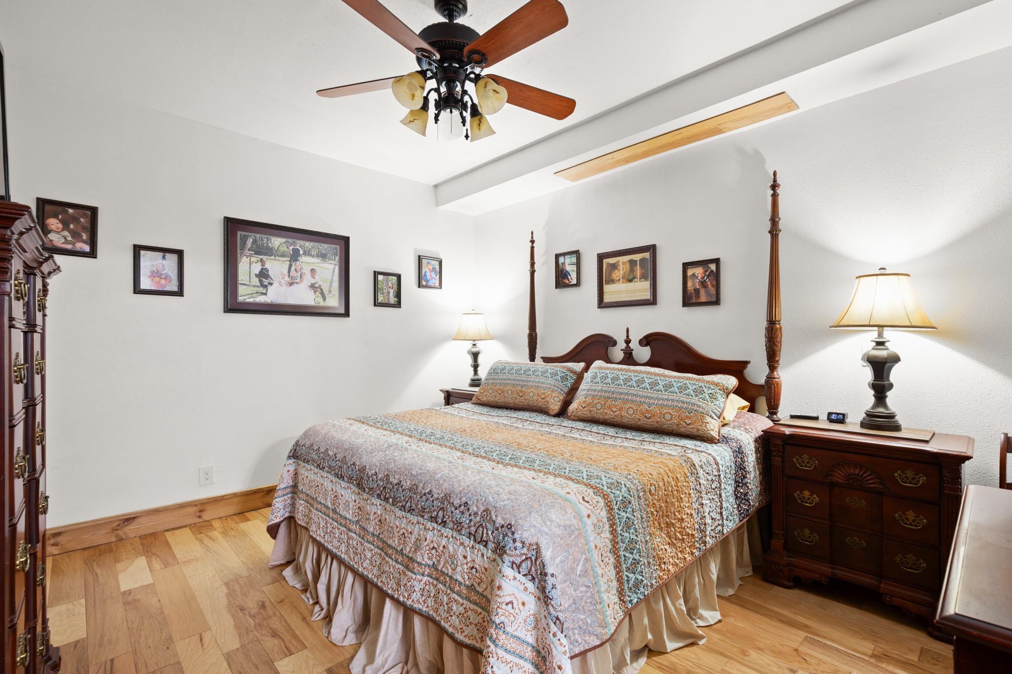 320 Pecan 3 Florence TX 76527