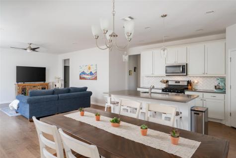 348 Lacey Oak Loop San Marcos TX 78666