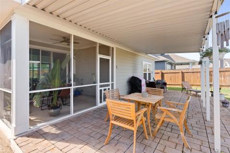 348 Lacey Oak Loop San Marcos TX 78666