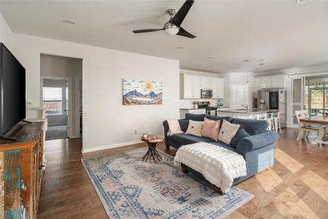 348 Lacey Oak Loop San Marcos TX 78666