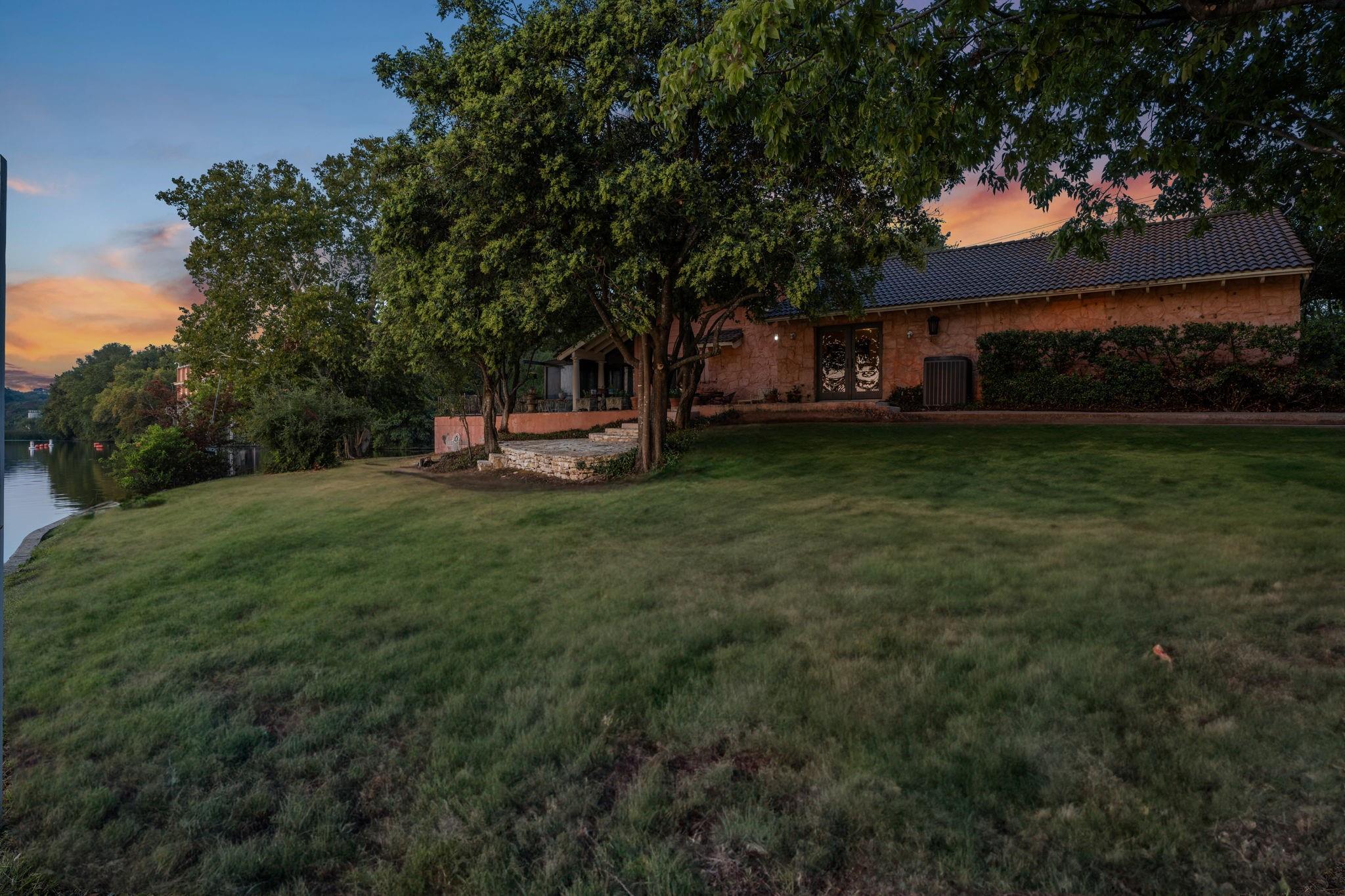 1700 Lakeshore Drive Austin TX 78746