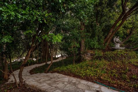 1700 Lakeshore Drive Austin TX 78746