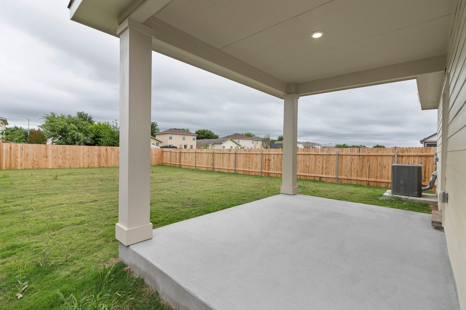 18605 Emu Lane Manor TX 78653