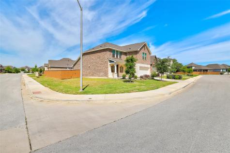 310 Running M Street Georgetown TX 78633