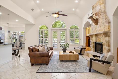 100 Palomino Cove Jarrell TX 76537