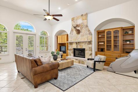 100 Palomino Cove Jarrell TX 76537