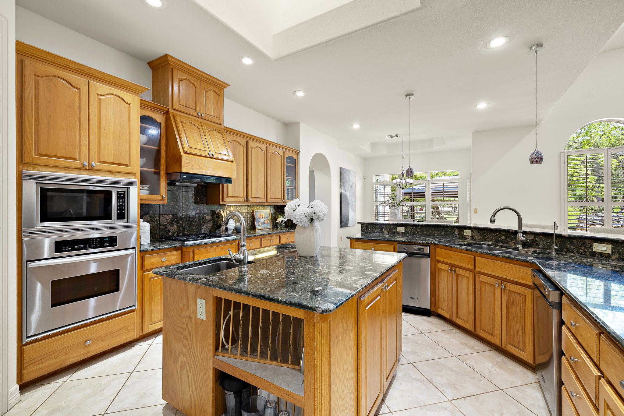 100 Palomino Cove Jarrell TX 76537