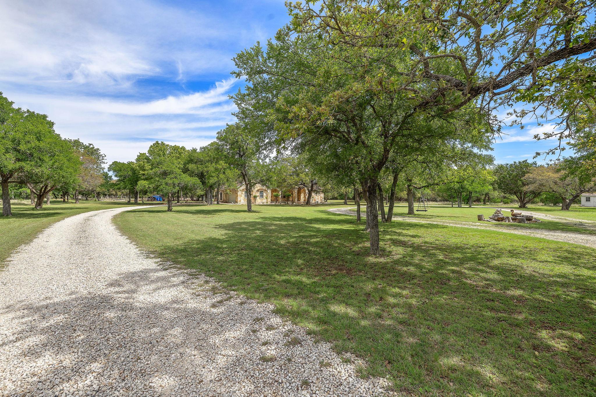 100 Palomino Cove Jarrell TX 76537