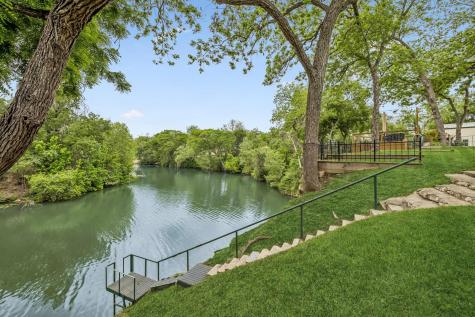 900 Boenig Street Seguin TX 78155