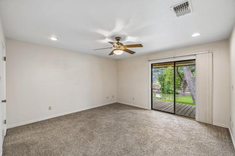 900 Boenig Street Seguin TX 78155