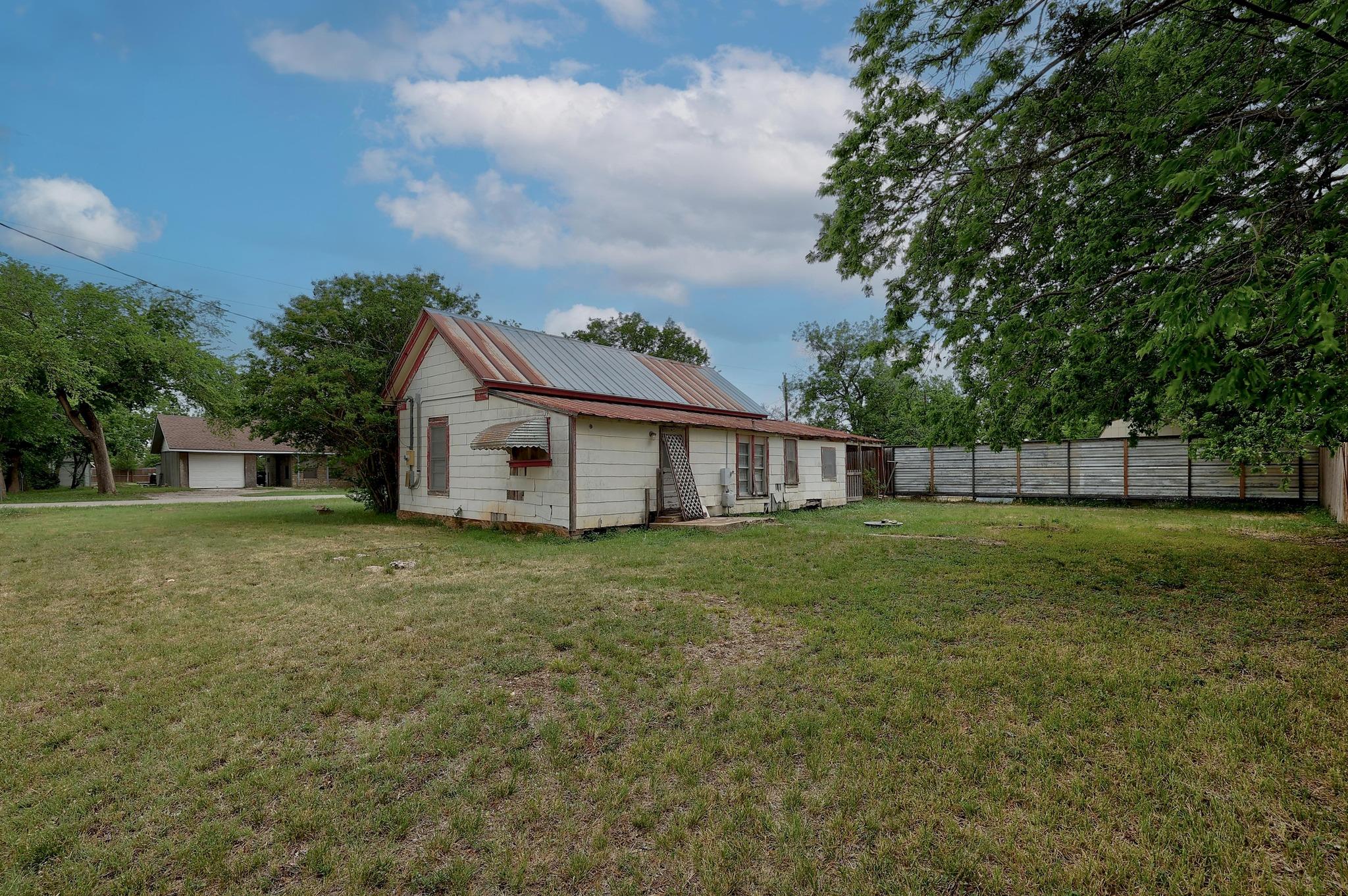 205 Fallwell Street Liberty Hill TX 78642