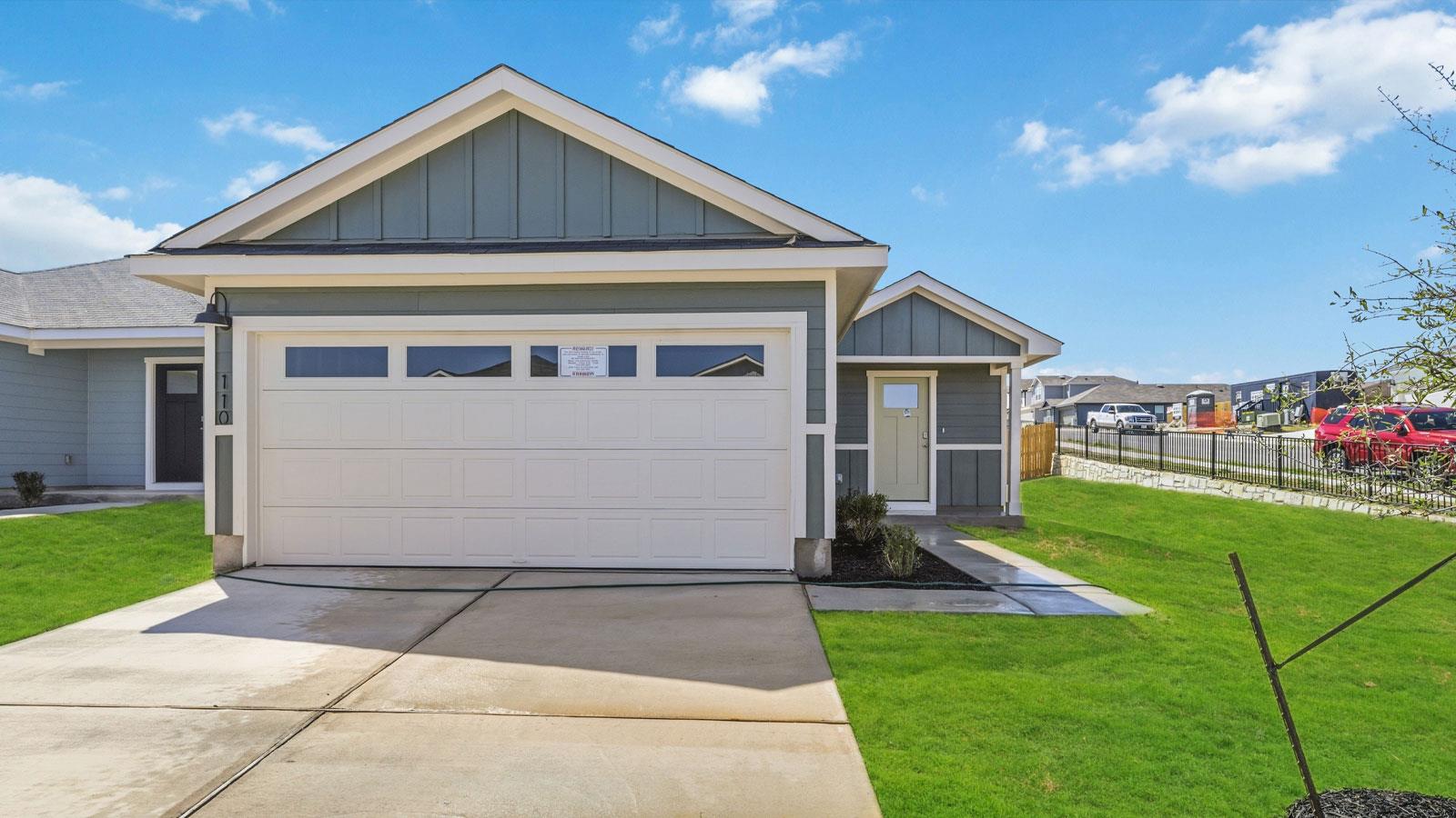 110 Schuenemann Way Uhland TX 78640